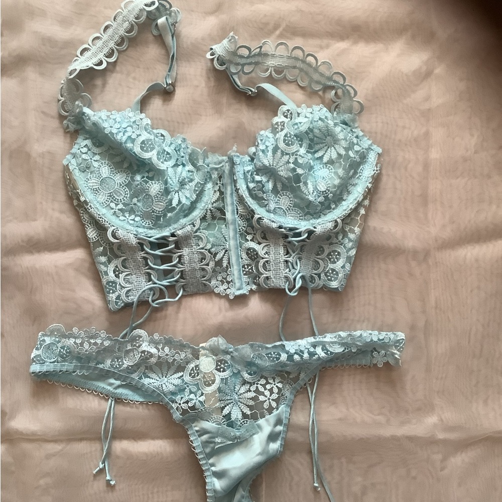 For Love & Lemons 2pc set.